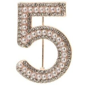 Gorgeous No:5 Crystal & Pearl Brooch / Pin